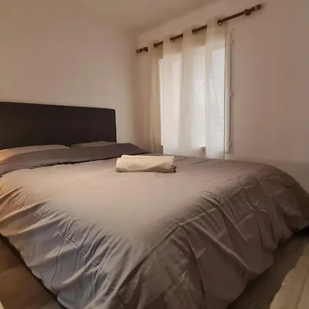 Appartement Cool En Plein Centre De Libourne Exterior photo