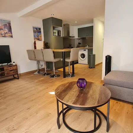 Appartement Cool En Plein Centre De Libourne Exterior photo